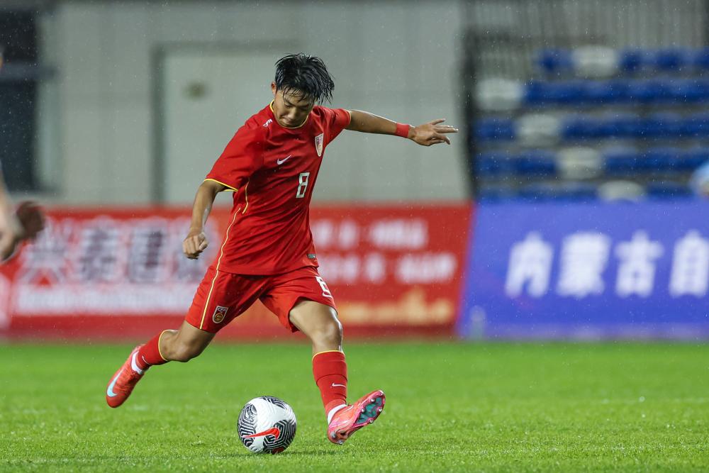 外线手感火热！麦克布莱德替补命中7记三分砍下22分3篮板